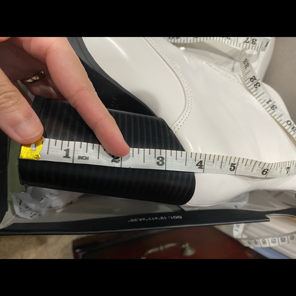 Boot - Picture 6 of 6
